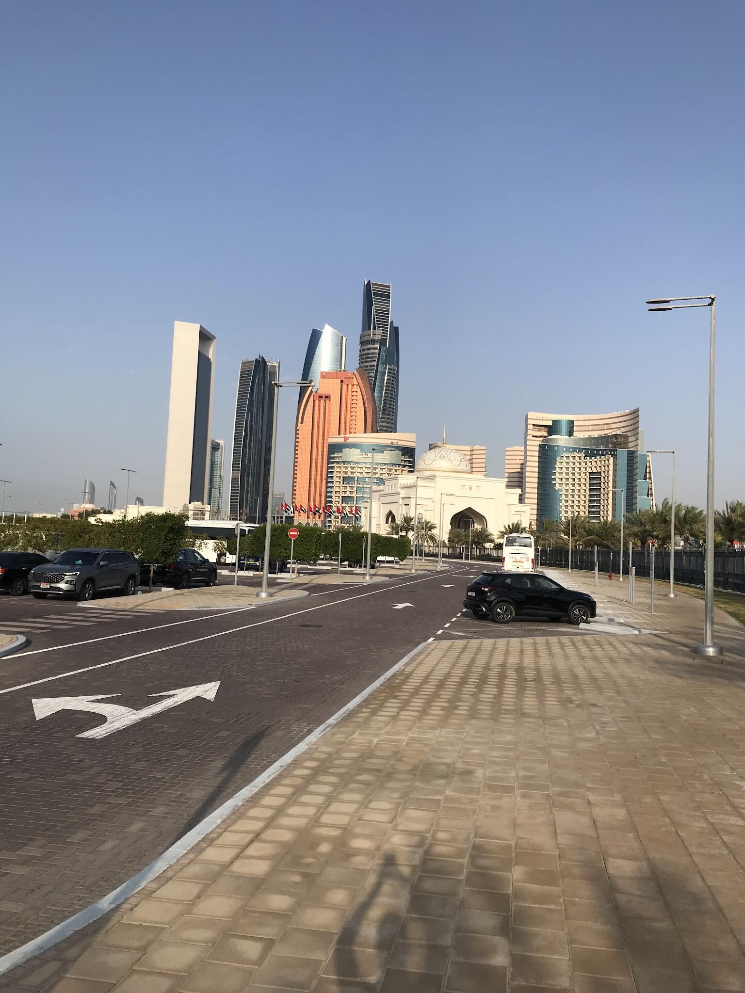 Ministry of Presidential Affairs Public Parking